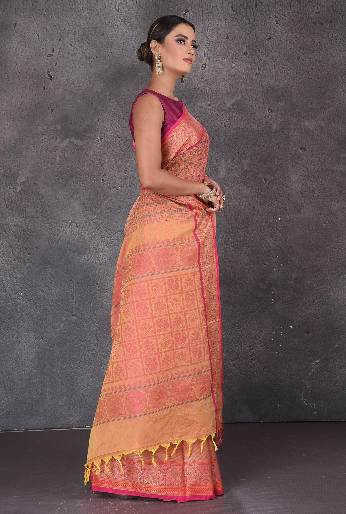 Buy beautiful brown and pink Kanchipuram cotton sari online in USA with pink zari border. Flaunt your ethnic style on special occasions with latest designer sarees, pure silk sarees, handwoven sarees, Kanchipuram silk sarees, embroidered sarees, georgette sarees from Pure Elegance Indian saree store in USA.-side