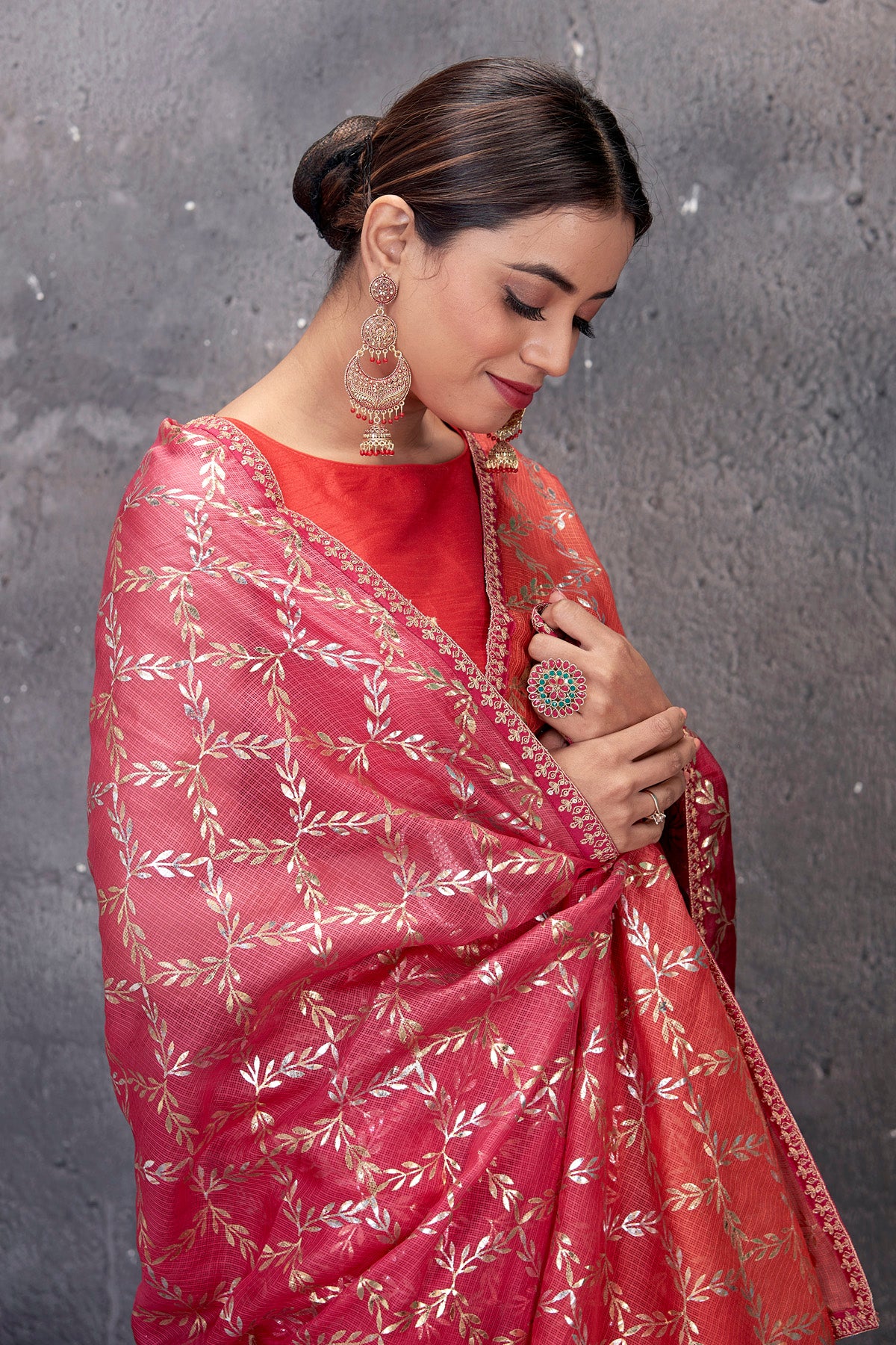 Shop stunning ombre pink foil stamp Kota saree online in USA. Keep your ethnic wardrobe up to date with latest designer saris, pure silk sarees, handwoven sarees, tussar silk sarees, embroidered saris from Pure Elegance Indian saree store in USA.-closeup