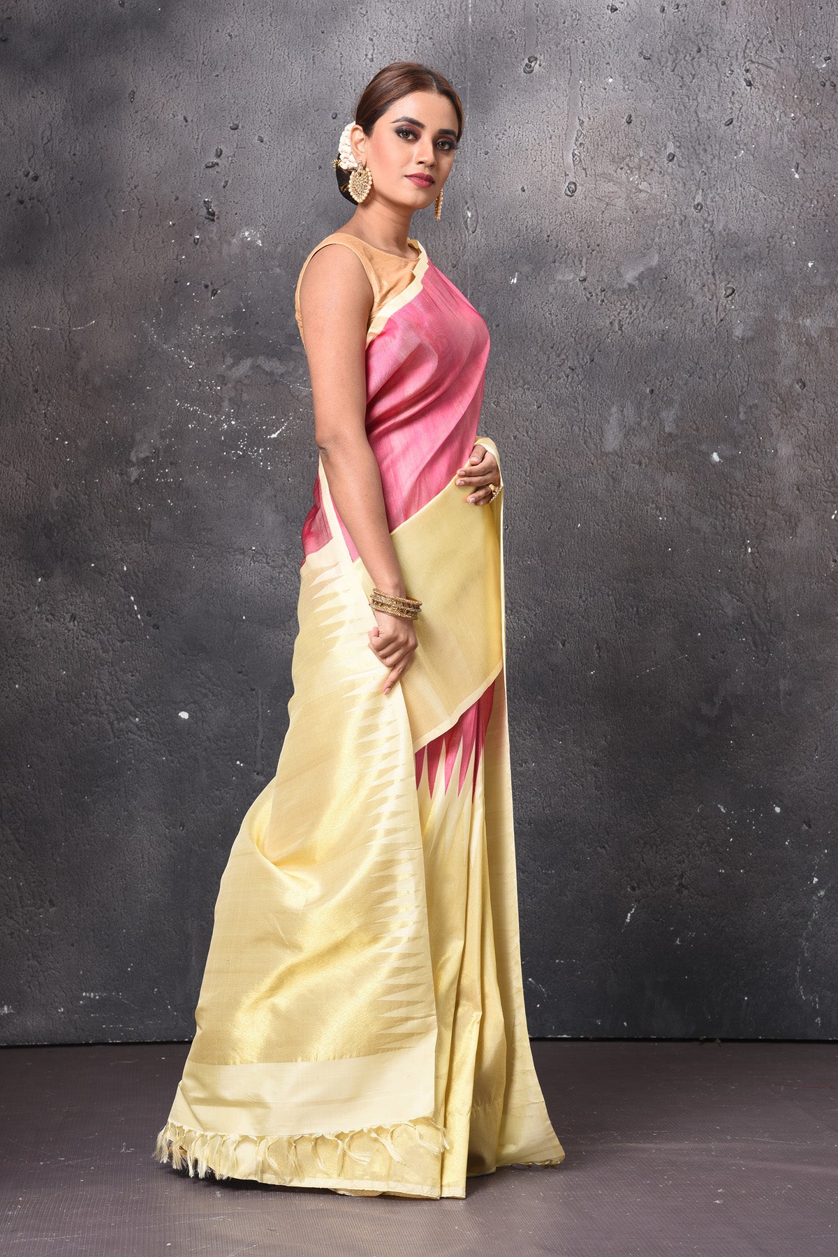 Shop stunning pink and yellow temple design Kanjeevaram silk saree online in USA. Look elegant on festive occasions in beautiful designer sarees, pure silk sarees, Kanchipuram silk sarees, handloom sarees from Pure Elegance Indian fashion store in USA.-side