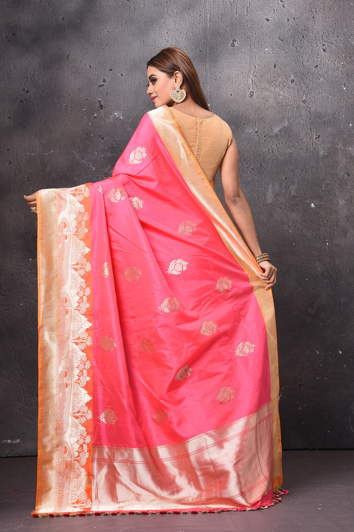 Buy stunning pink Katan silk saree online in USA with zari border and pallu. Keep your ethnic wardrobe up to date with latest designer sarees, pure silk sarees, handwoven sarees, tussar silk sarees, embroidered sarees, chiffon saris from Pure Elegance Indian saree store in USA.-back