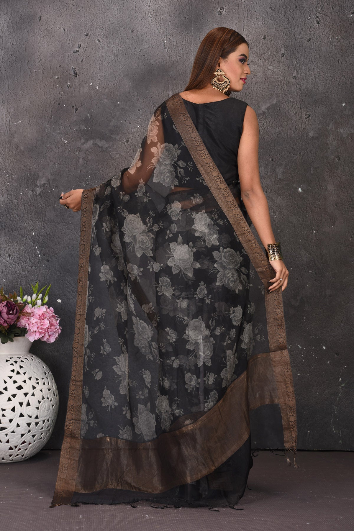 Buy beautiful black and white floral print saree online in USA with zari border. Keep your ethnic wardrobe up to date with latest designer sarees, pure silk sarees, handwoven sarees, tussar silk sares, embroidered sarees from Pure Elegance Indian saree store in USA.-back