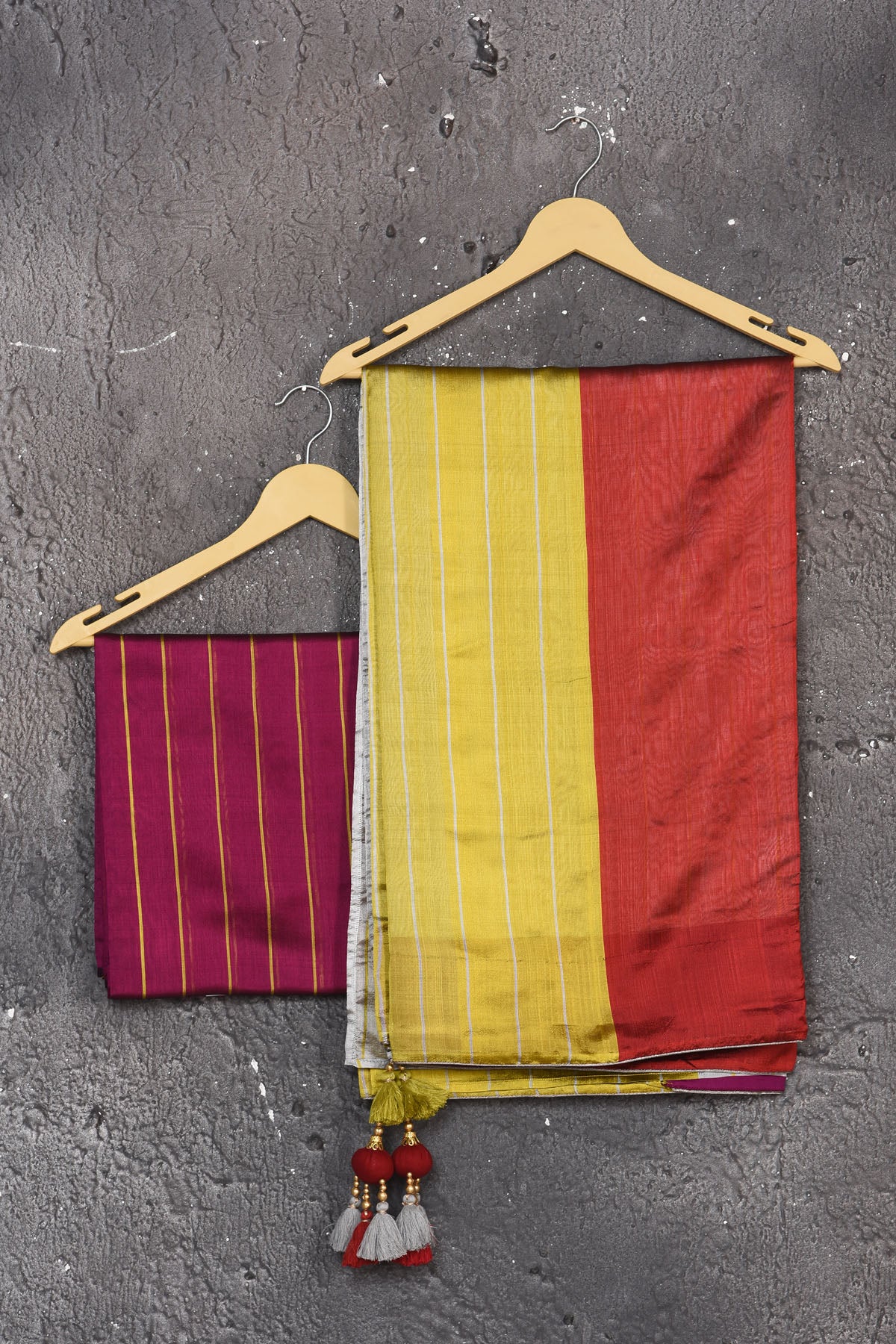 Shop stunning gold and grey matka silk saree online in USA with red pallu. Keep your ethnic wardrobe up to date with latest designer sarees, pure silk sarees, Kanchipuram silk sarees, handwoven saris, tussar silk sarees, embroidered saris from Pure Elegance Indian saree store in USA.-blouse