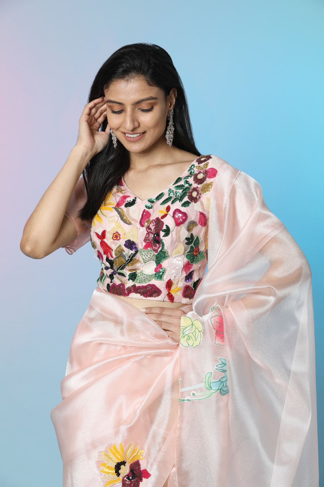 Buy stunning powder pink tissue saree online in USA with applique work. Look perfect in ethnic style on special occasions in beautiful designer sarees, embroidered sarees, party sarees, Bollywood sarees, handloom sarees from Pure Elegance Indian saree store in USA.-closeup