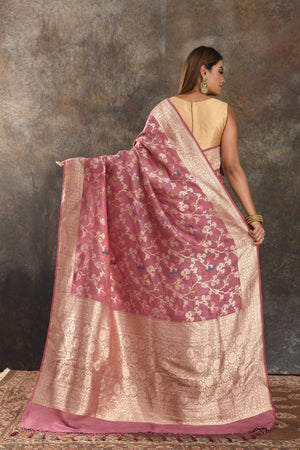 Shop beautiful onion pink tussar Banarasi saree online in USA with floral zari jaal. Be vision of elegance on special occasions in exquisite designer sarees, handwoven sarees, georgette sarees, embroidered sarees, Banarasi saree, pure silk saris, tussar sarees from Pure Elegance Indian saree store in USA.-back