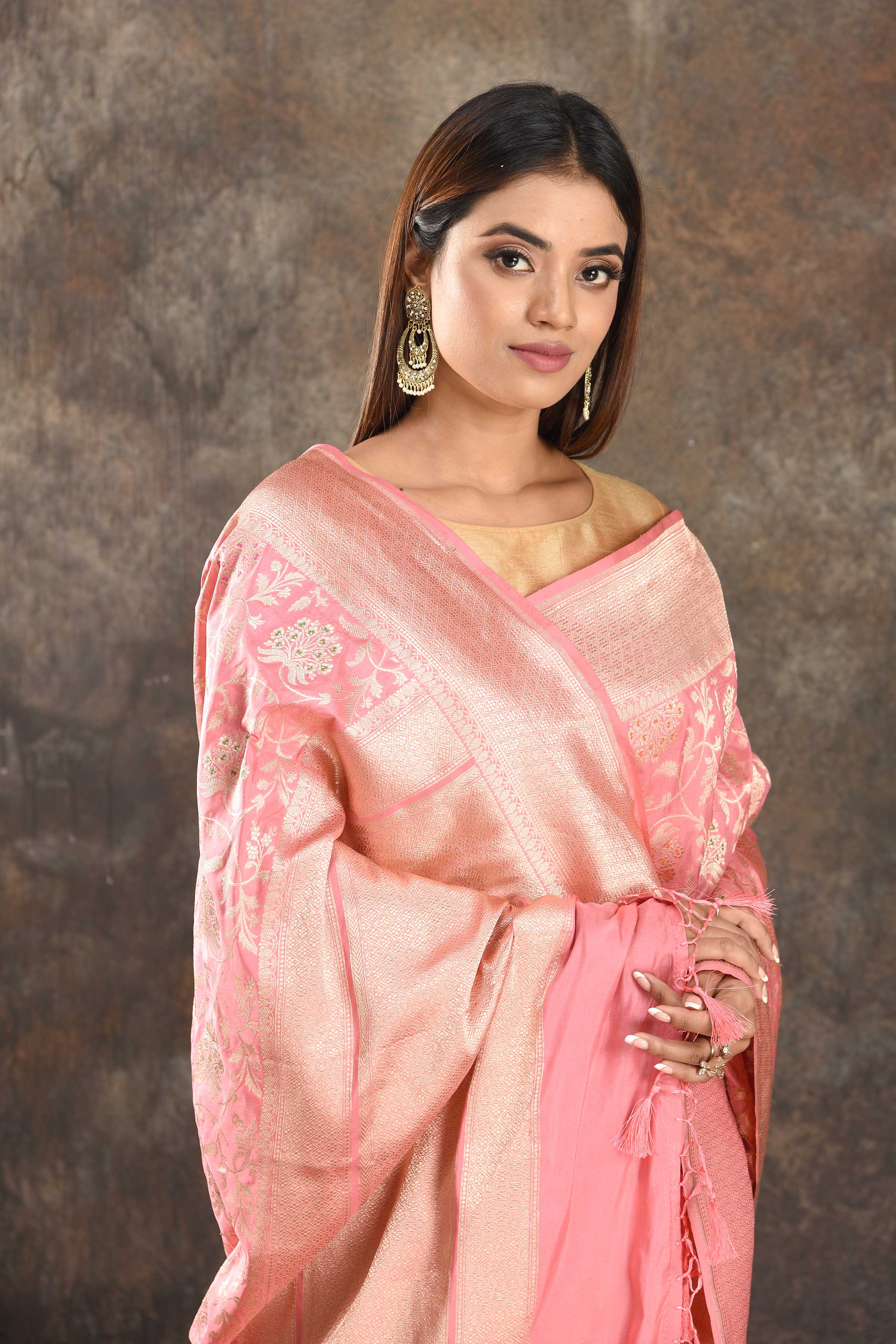 Buy beautiful pink Katan silk Banarasi sari online in USA with zari work. Be vision of elegance on special occasions in exquisite designer sarees, handwoven sarees, georgette sarees, embroidered sarees, Banarasi saree, pure silk saris, tussar sarees from Pure Elegance Indian saree store in USA.-closeup
