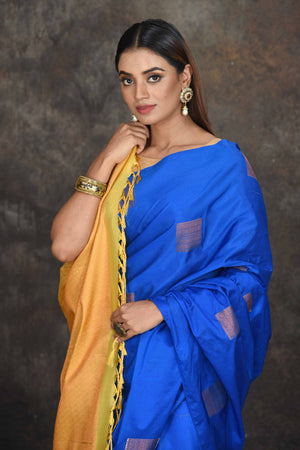 Shop blue Kanjivaram soft silk sari online in USA with golden zari pallu. Be the center of attraction on special occasions in ethnic sarees, designer sarees, embroidered sarees, handwoven sarees, pure silk sarees from Pure Elegance Indian saree store in USA.-closeup