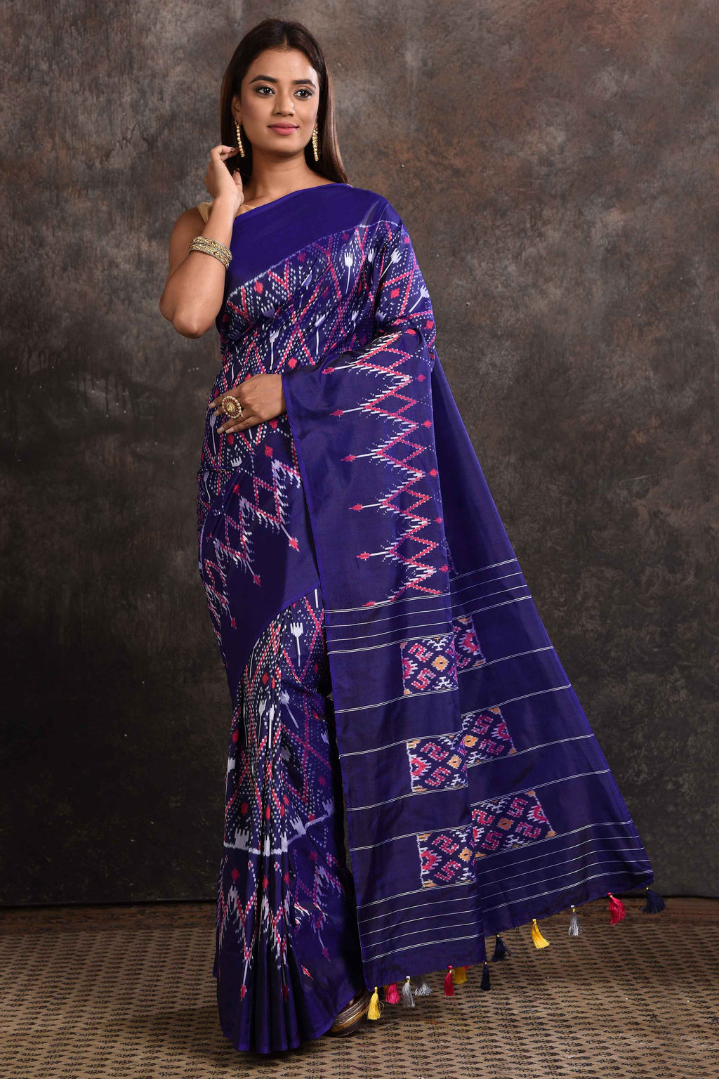 Shop stunning navy blue ikkat silk saree online in USA with zari stripes pallu. Look your ethnic best on festive occasions with latest designer sarees, pure silk sarees, Kanchipuram silk sarees, handwoven sarees, tussar silk sarees, embroidered sarees from Pure Elegance Indian saree store in USA.-full view