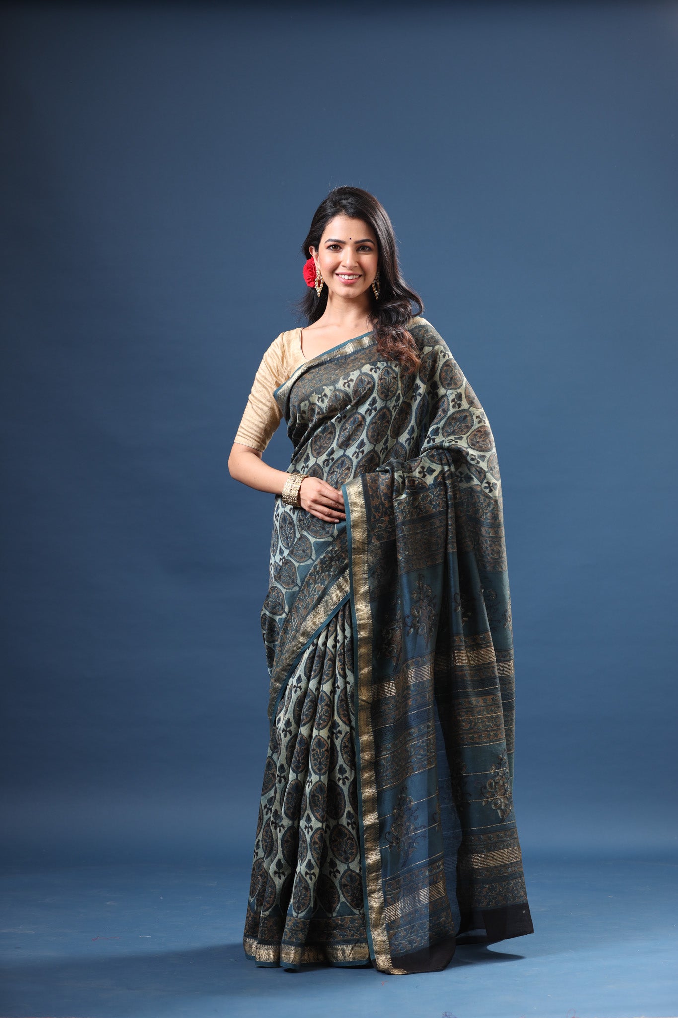 Buy blue printed tussar silk silk sari online in USA with zari border. Make a fashion statement at weddings with stunning designer sarees, embroidered sarees with blouse, wedding sarees, handloom sarees from Pure Elegance Indian fashion store in USA.-saree