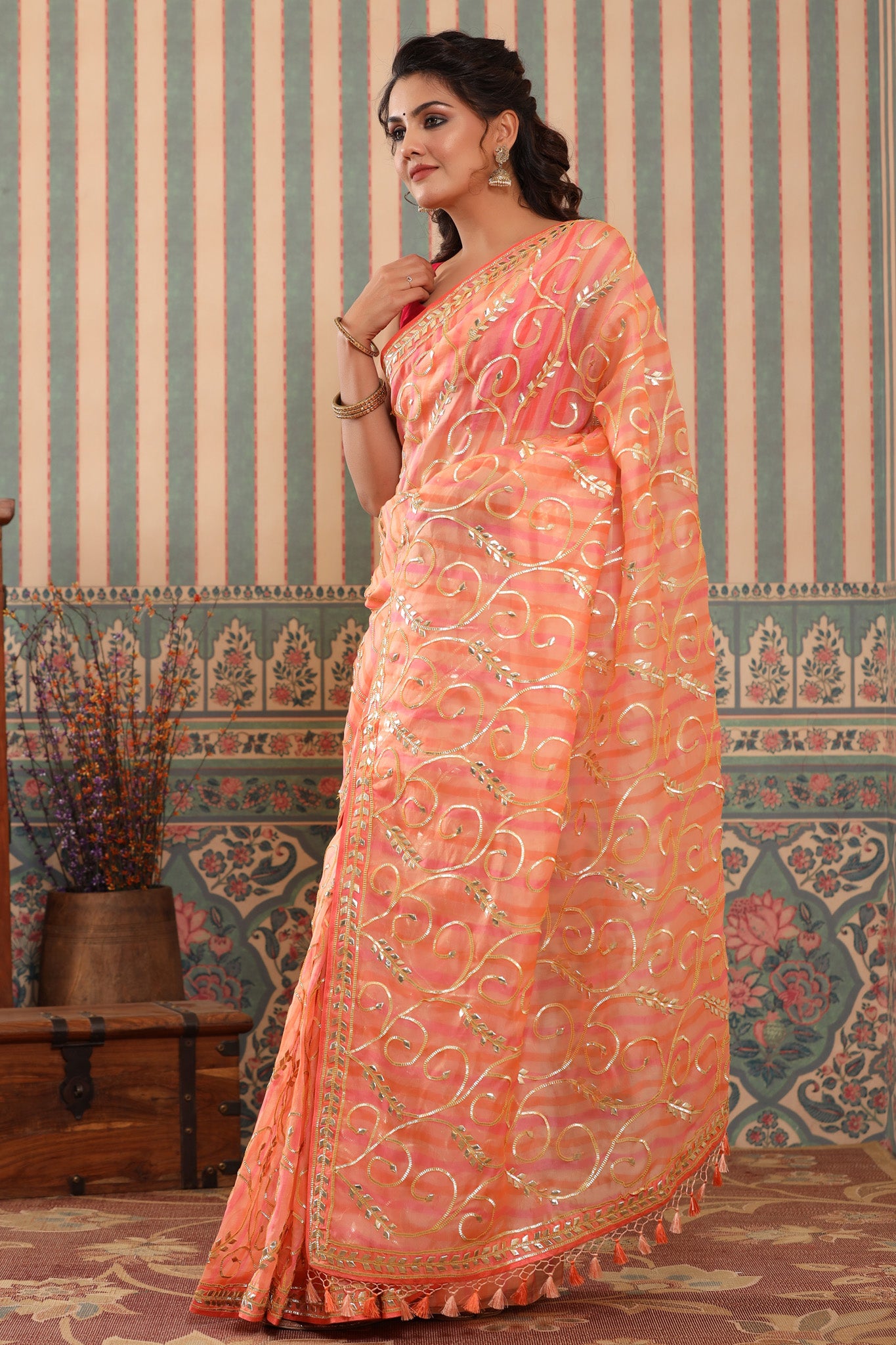 Shop pink and peach organza sari online in USA with gota work. Make a fashion statement at weddings with stunning designer sarees, embroidered sarees with blouse, wedding sarees, handloom sarees from Pure Elegance Indian fashion store in USA.-pallu