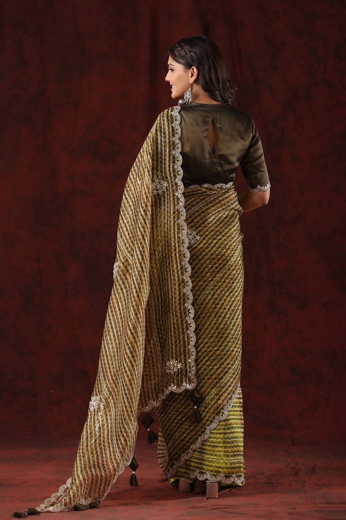 Buy brown printed embroidered organza saree online in USA with blouse. Make a fashion statement at weddings with stunning designer sarees, embroidered sarees with blouse, wedding sarees, handloom sarees from Pure Elegance Indian fashion store in USA.-back