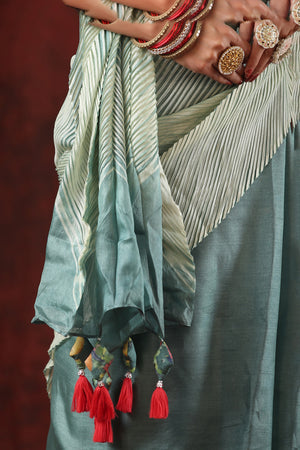Buy grey stripes tussar silk saree online in USA with floral saree blouse. Make a fashion statement at weddings with stunning designer sarees, embroidered sarees with blouse, wedding sarees, handloom sarees from Pure Elegance Indian fashion store in USA.-closeup