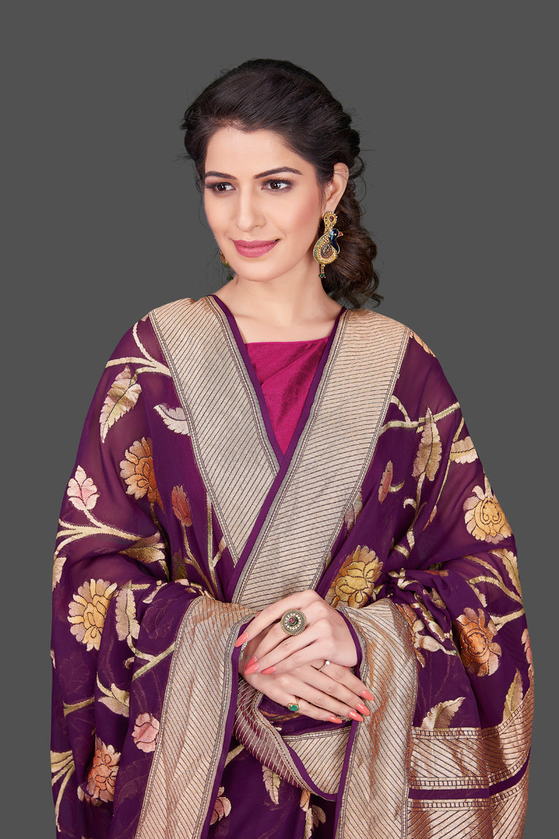 Shop purple Banarasi georgette saree online in USA with floral zari jaal. Shop beautiful Banarasi georgette sarees, tussar sarees, pure muga silk saris in USA from Pure Elegance Indian fashion boutique in USA. Get spoiled for choices with a splendid variety of Indian sarees to choose from! Shop now.-closuep