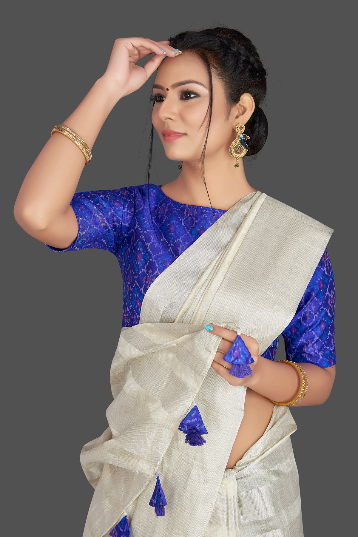 White Saree in Blue Stripes and Checks with Blue Blouse combo – Godhuli