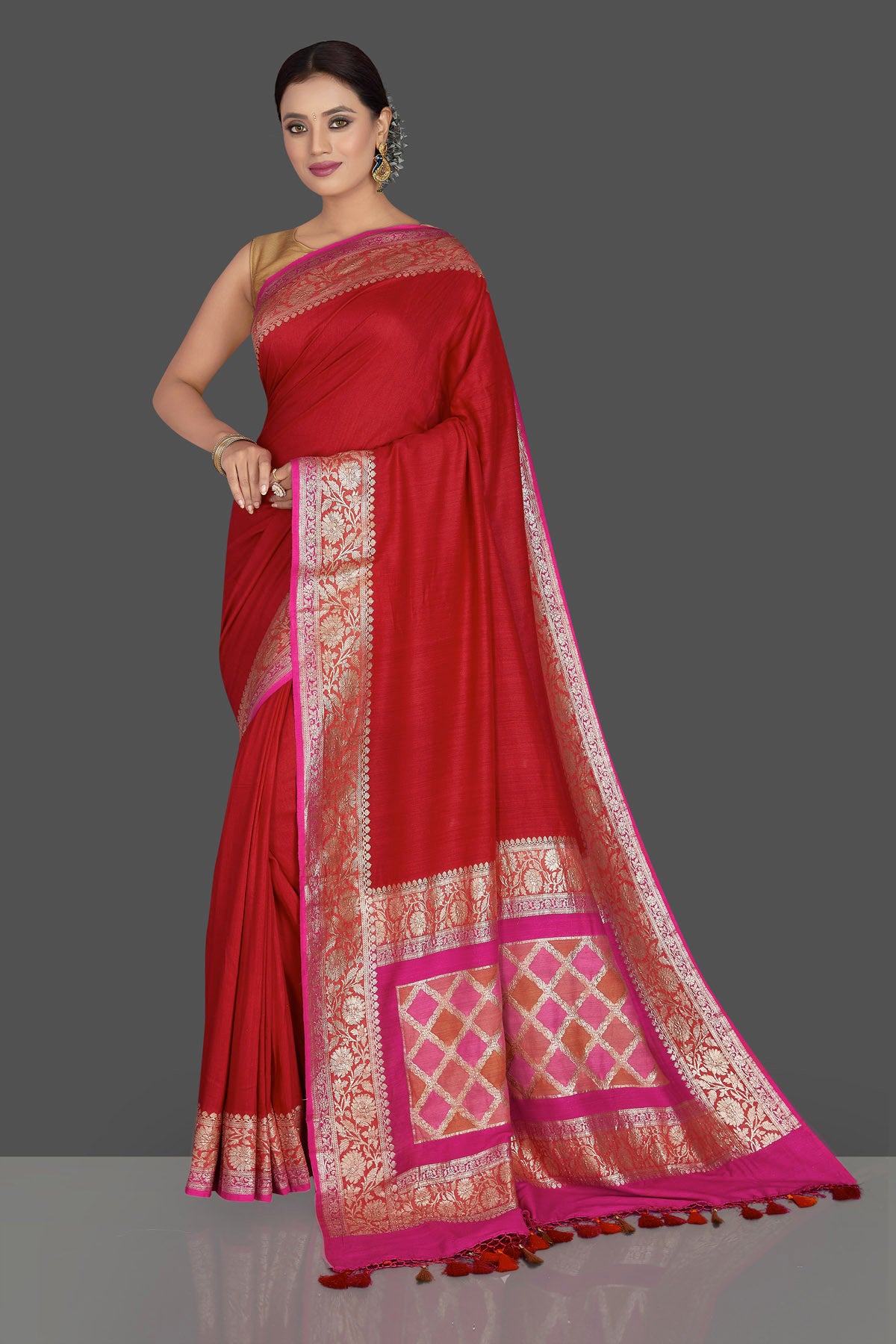 Shop beautiful red muga Banarasi saree online in USA with floral zari border. Keep it elegant with Muga silk sarees, Banarasi silk sarees, handwoven sarees from Pure Elegance Indian fashion boutique in USA. We bring a especially curated collection of ethnic sarees for Indian women in USA under one roof!-full view