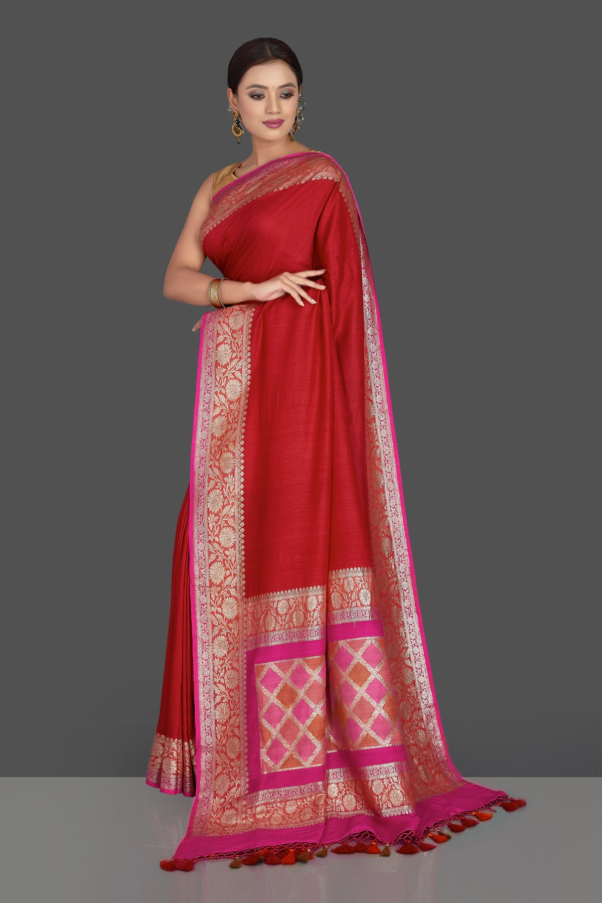Shop beautiful red muga Banarasi saree online in USA with floral zari border. Keep it elegant with Muga silk sarees, Banarasi silk sarees, handwoven sarees from Pure Elegance Indian fashion boutique in USA. We bring a especially curated collection of ethnic sarees for Indian women in USA under one roof!-pallu