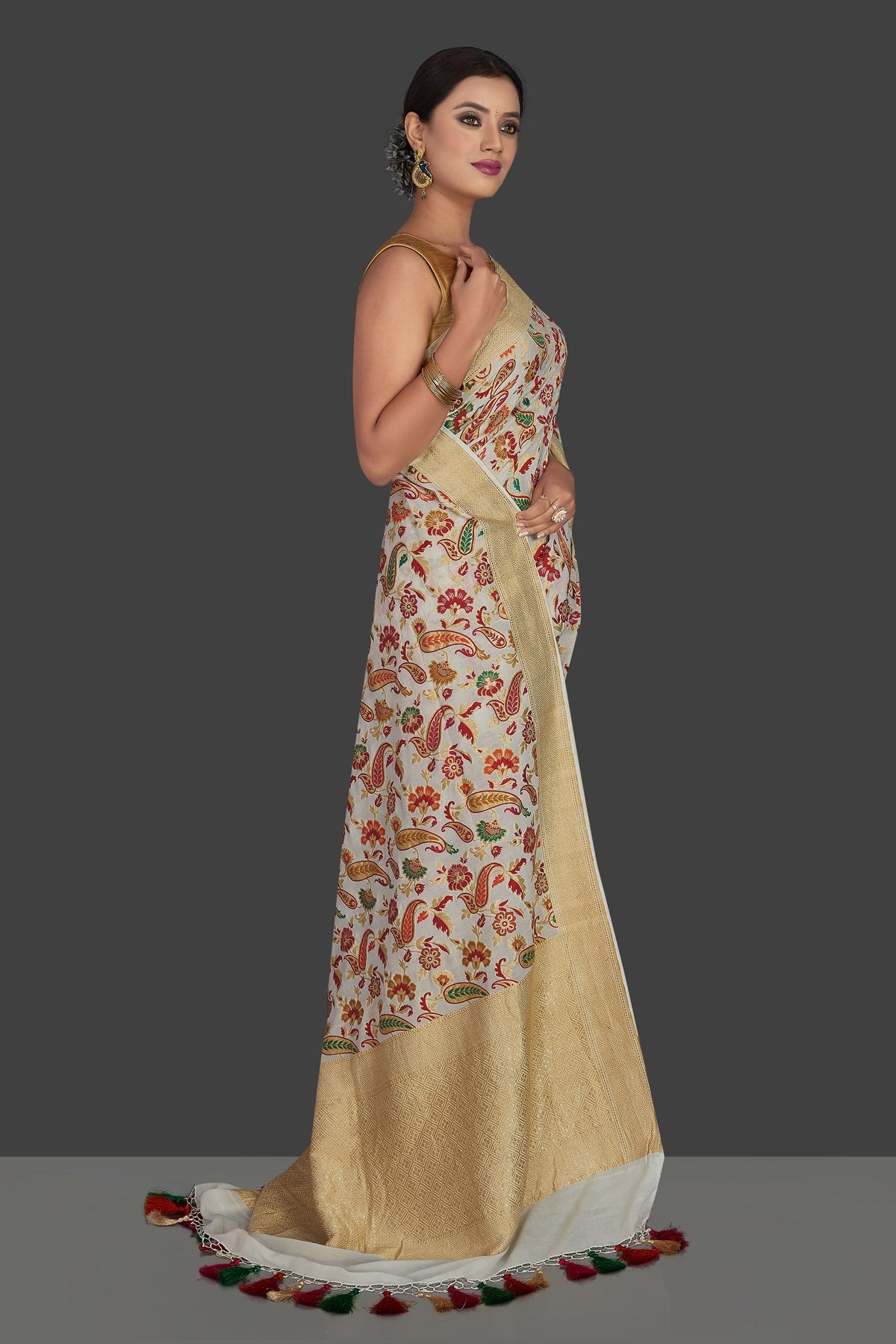 Shop exquisite off-white georgette Banarasi saree online in USA with zari minakari floral work. Radiate elegance with georgette sarees, Banarasi sarees, handwoven sarees from Pure Elegance Indian fashion boutique in USA. We bring a especially curated collection of ethnic sarees for Indian women in USA under one roof!-right