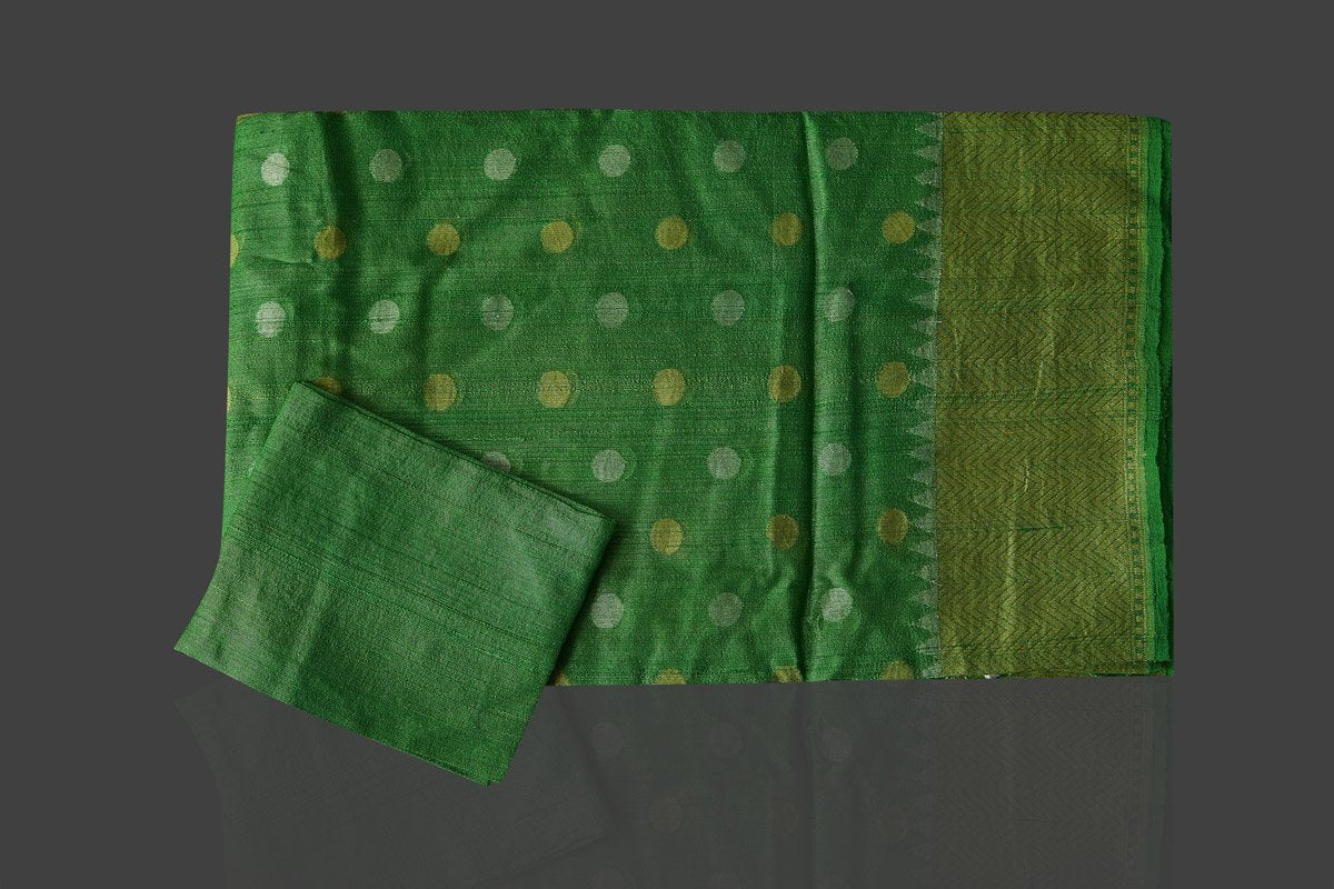 Buy beautiful light green tassar georgette Banarsi sari online in USA with zari border. Radiate elegance with georgette sarees, Banarasi sarees, handwoven sarees from Pure Elegance Indian fashion boutique in USA. We bring a especially curated collection of ethnic sarees for Indian women in USA under one roof!-blouse