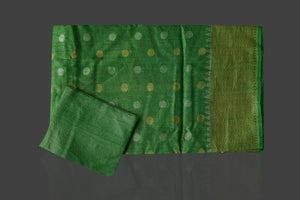 Buy beautiful light green tassar georgette Banarsi sari online in USA with zari border. Radiate elegance with georgette sarees, Banarasi sarees, handwoven sarees from Pure Elegance Indian fashion boutique in USA. We bring a especially curated collection of ethnic sarees for Indian women in USA under one roof!-blouse