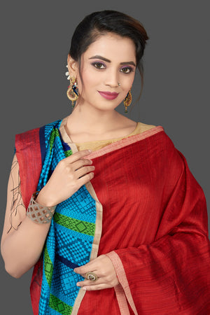 Shop stunning mizo matka saree online in USA with blue pallu. Flaunt Indian fashion in USA with a stunning collection of handwoven sarees, cotton saris, pure silk sarees, printed saris in USA from Pure Elegance Indian saree store in USA.-closeup