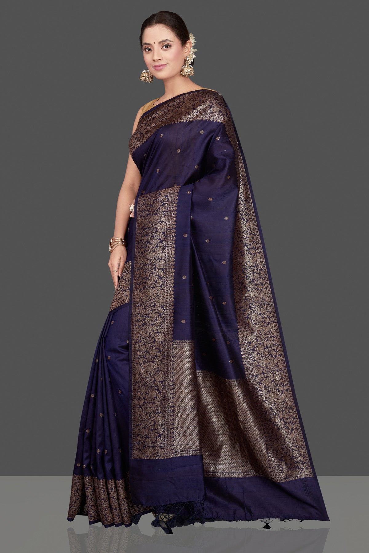 Buy beautiful navy tussar Banarasi saree online in USA with antique zari border. Go for stunning Indian designer sarees, georgette sarees, handwoven saris, embroidered sarees for festive occasions and weddings from Pure Elegance Indian clothing store in USA.-pallu