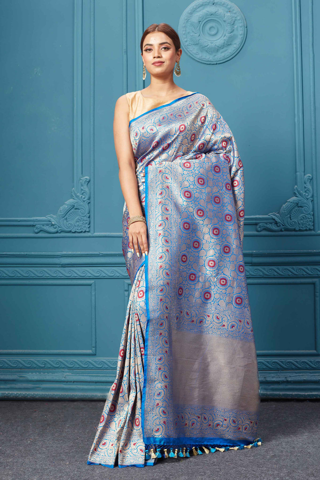 Buy light blue Katan silk Banarasi sari online in USA with zari minakari jaal. Keep your ethnic wardrobe up to date with latest designer saris, pure silk sarees, Kanchipuram silk sarees, handwoven silk sarees, tussar silk sarees, embroidered sarees from Pure Elegance Indian saree store in USA.-full view