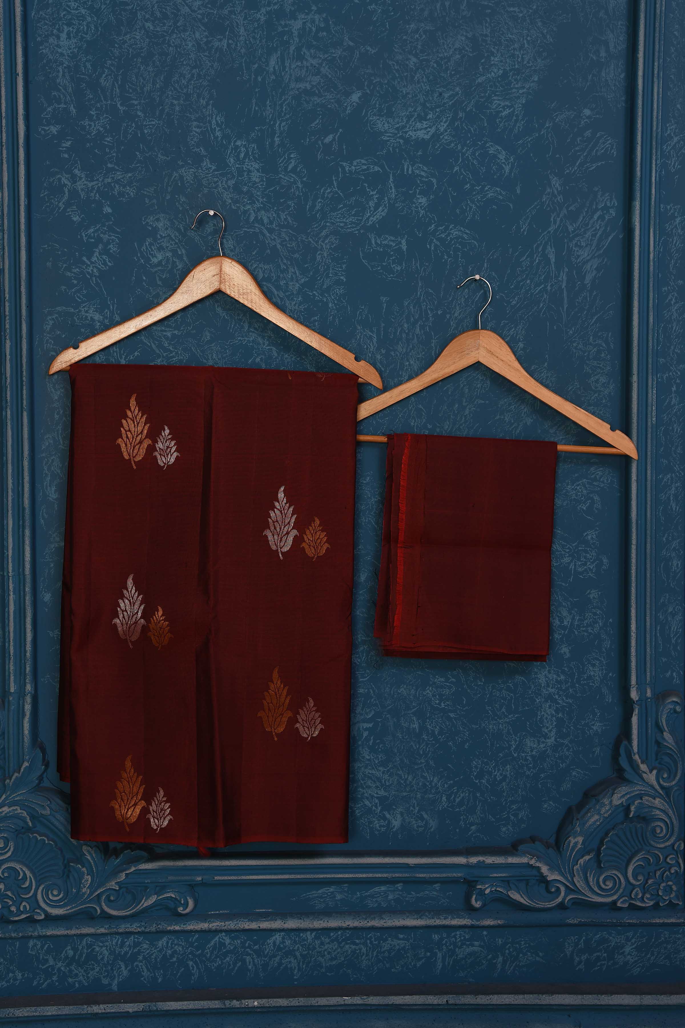 Shop maroon Kanchipuram silk sari online in USA with leaf zari buta. Keep your ethnic wardrobe up to date with latest designer saris, pure silk sarees, Kanchipuram silk sarees, handwoven silk sarees, tussar silk sarees, embroidered sarees from Pure Elegance Indian saree store in USA.-blouse