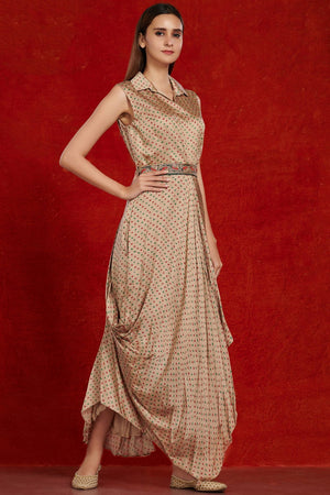 Buy beautiful beige printed bandhej harem jumpsuit online in USA with embroidered belt. Make a fashion statement on festive occasions and weddings with palazzo suits, sharara suits, partywear dresses, salwar suits from Pure Elegance Indian fashion store in USA.-side