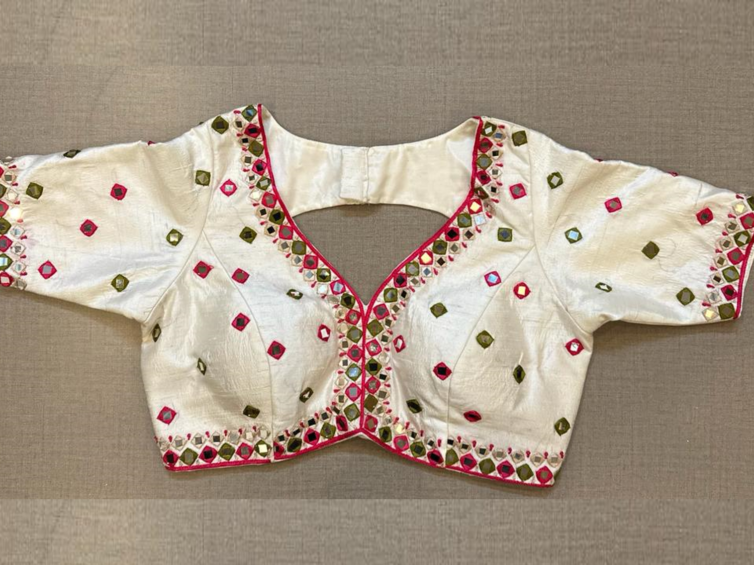 White clearance work blouse