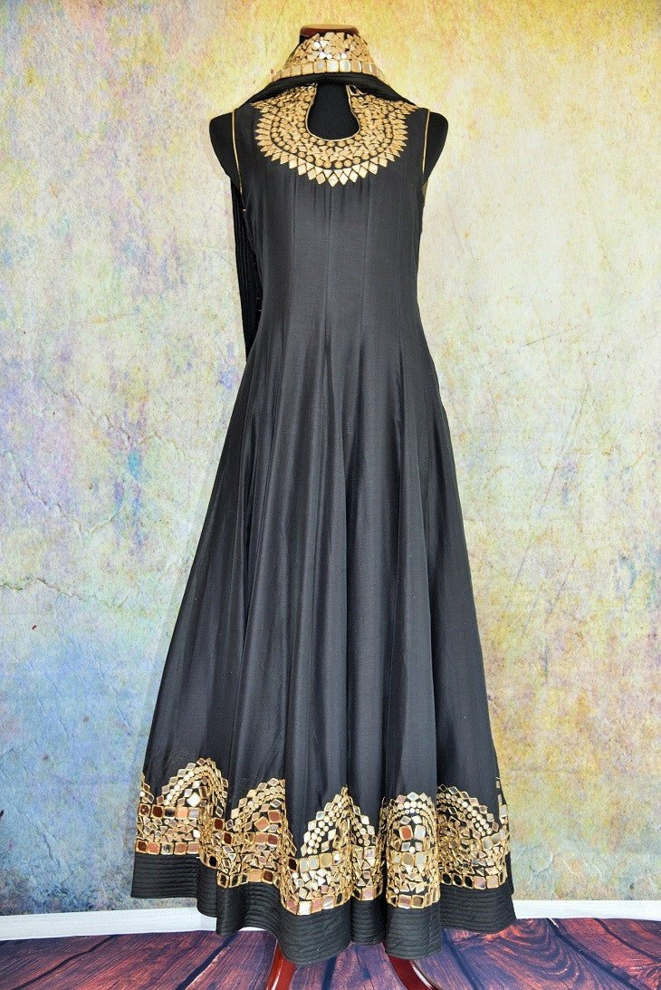 500859 Shop this ethnic Indian Pure Elegance black anarkali suit online or from our store near NYC. It is perfect for any wedding, reception, sangeet or engagement party. Front View.