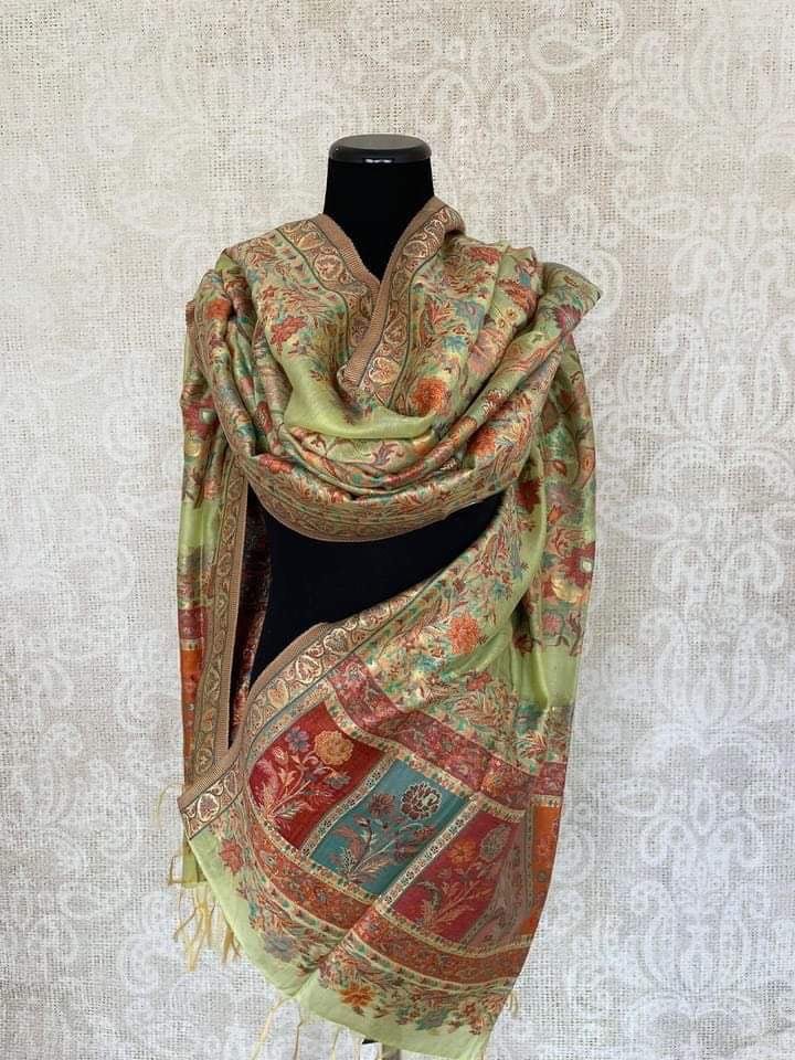 Shop stunning pista green Kani dupatta online in USA. Add an elegant touch to your ethnic suits with Banarasi dupatta, leheriya dupatta, bandhej dupatta, silk dupattas, cotton dupattas from Pure Elegance Indian fashion store in USA.-full view