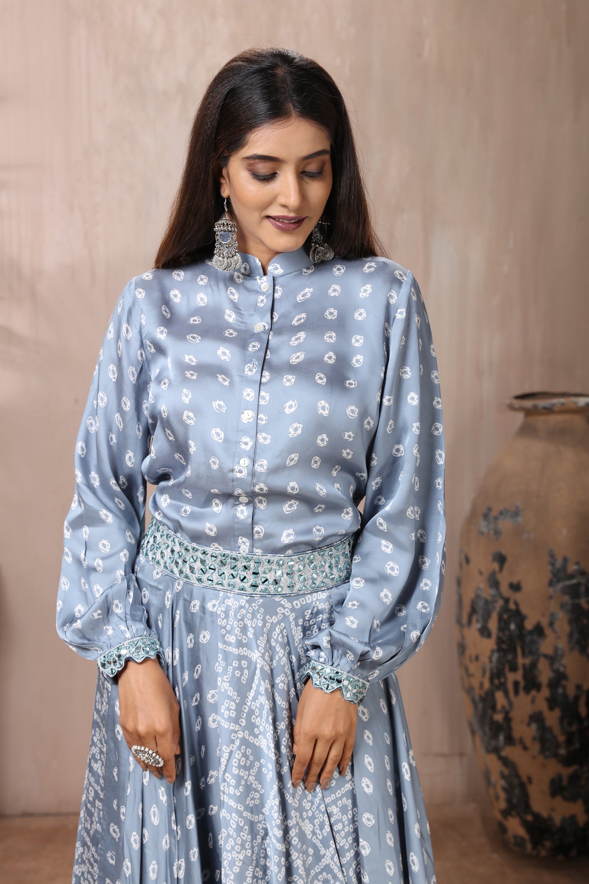 Shop stunning grey Bandhej print skirt set online in USA. Flaunt Indian style at parties and weddings in beautiful designer dresses, salwar suits, Anarkali suits, gowns, palazzo suits from Pure Elegance Indian fashion store in USA.-closeup