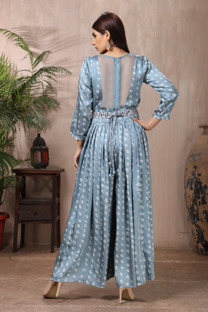Buy stunning grey Bandhej print crepe silk jumpsuit online in USA. Flaunt Indian style at parties and weddings in beautiful designer dresses, salwar suits, Anarkali suits, gowns, palazzo suits from Pure Elegance Indian fashion store in USA.-back