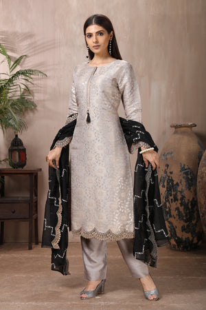 Shop gorgeous embroidered pant suit online in USA with black dupatta. Flaunt Indian style at parties and weddings in beautiful designer dresses, salwar suits, Anarkali suits, gowns, palazzo suits from Pure Elegance Indian fashion store in USA.-side